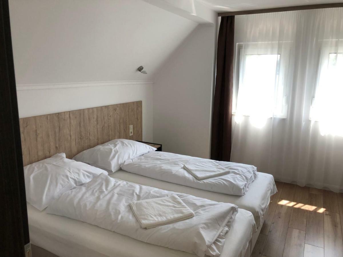 Duna Vendeghaz Hotel Fadd-Dombori Luaran gambar